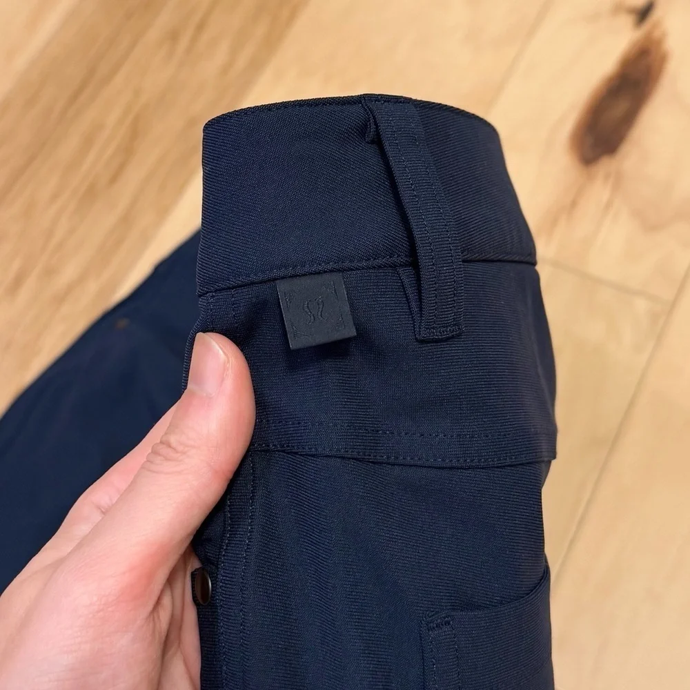 LIKE NEW Lululemon ABC Slim-Fit Pant 27